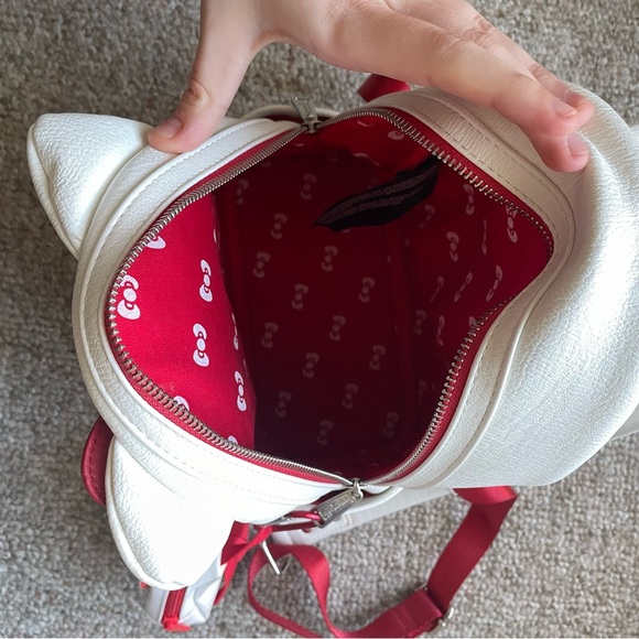 Hello Kitty x Loungefly Classic Face Mini Backpack with matching minier backpack - Picture 5 of 6
